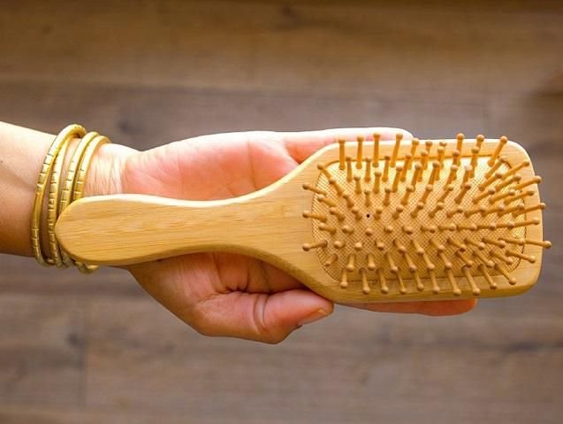 Bamboo Hair Brush Benefits: Our Top 4 Picks You Should Buy